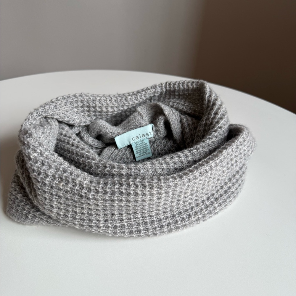 Celeste 90% Wool 10% Cashmere Blend Knit Scarf – Gray